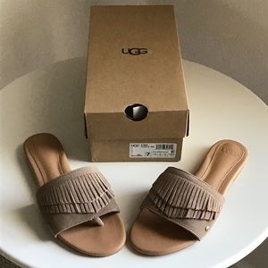 Uggs Binx Sandals